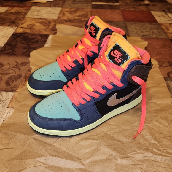 SOLD!! Air Jordan 1 Retro Tokyo Biohack Size 6.5 AUTHENTIC DEADSTOCK - Picture 2 of 4